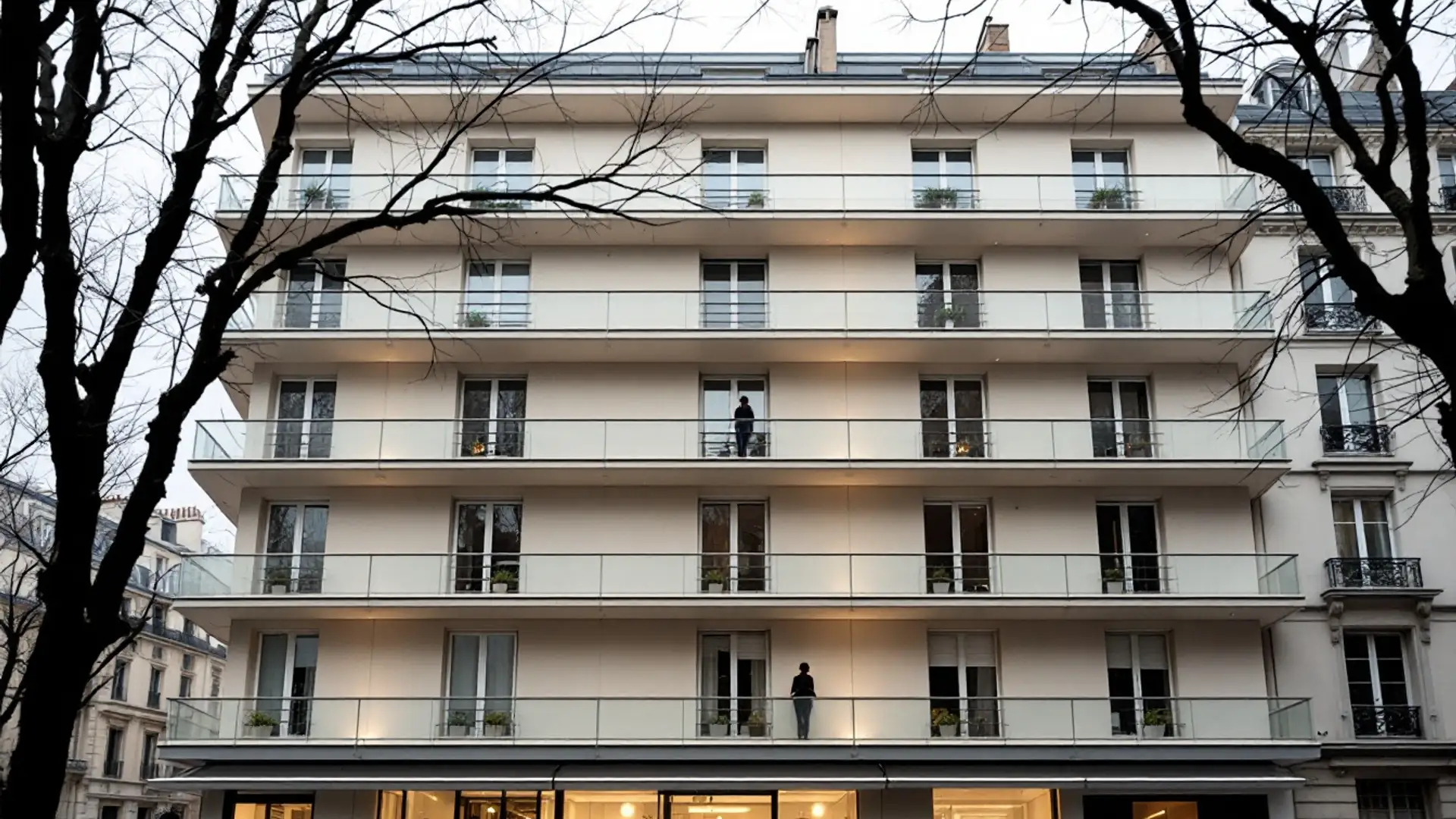 Appartement des années 70 à Paris : l'immeuble mal-aimé